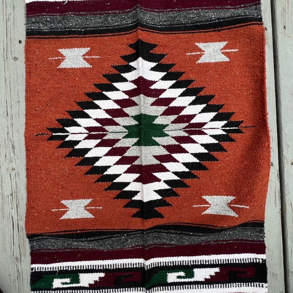 NWOT: Southwestern Inspired Woven Runner/Rug - Picture 4 of 7